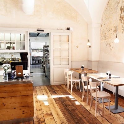 Restaurace